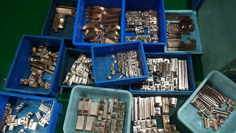 拉伸模具规格参数解析：关键指标与选型要点