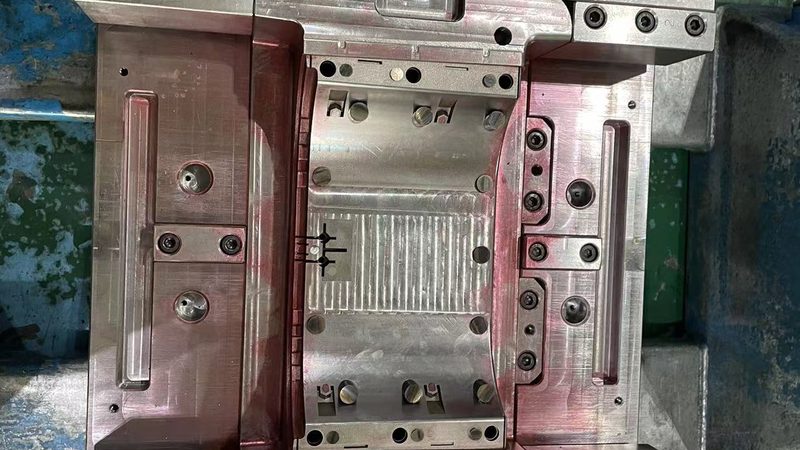 注塑模具厂家报价背后的考量因素**