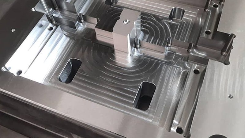 铝合金模具加工周期受多种因素影响，主要包括：