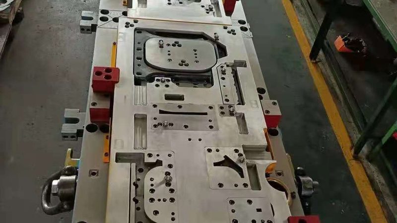 精密模具定制：如何把握关键参数，确保品质与效率**